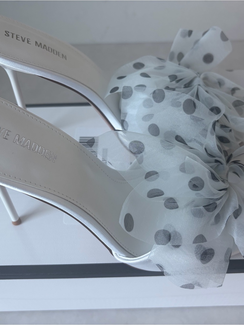 Steve Madden White Heeled Sandals with Gray Polka Dot Bow